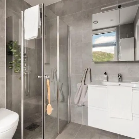 Ralekker 2-roms * ברגן